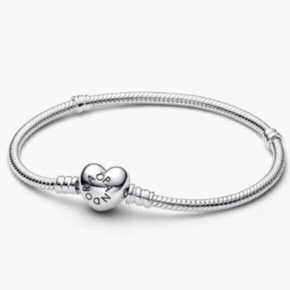 Pandora Jewelry - NWT Pandora Bracelet